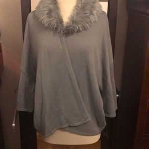 Faux fur neck sweater NWT